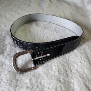 Prich wide statement glossy belt color black